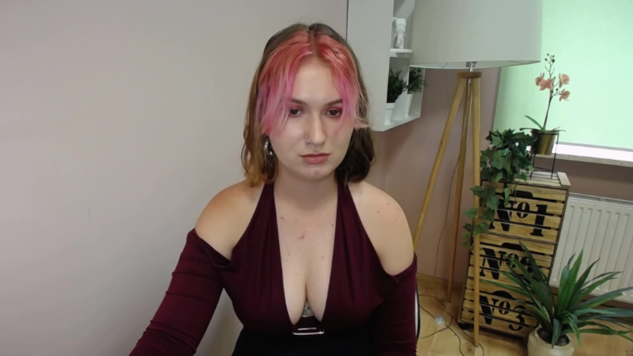 jackie_kitten live on Cams.com